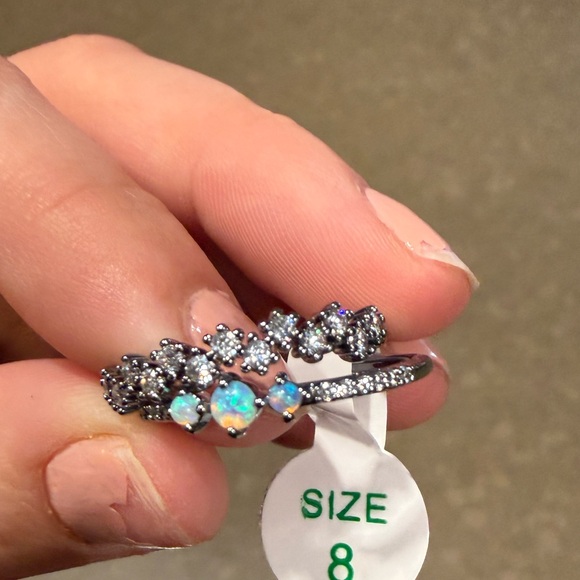 NWT BP ring size 8 - Picture 2 of 3